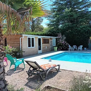 Ou D'hôte Dans La Campagne De Appartement Rognes