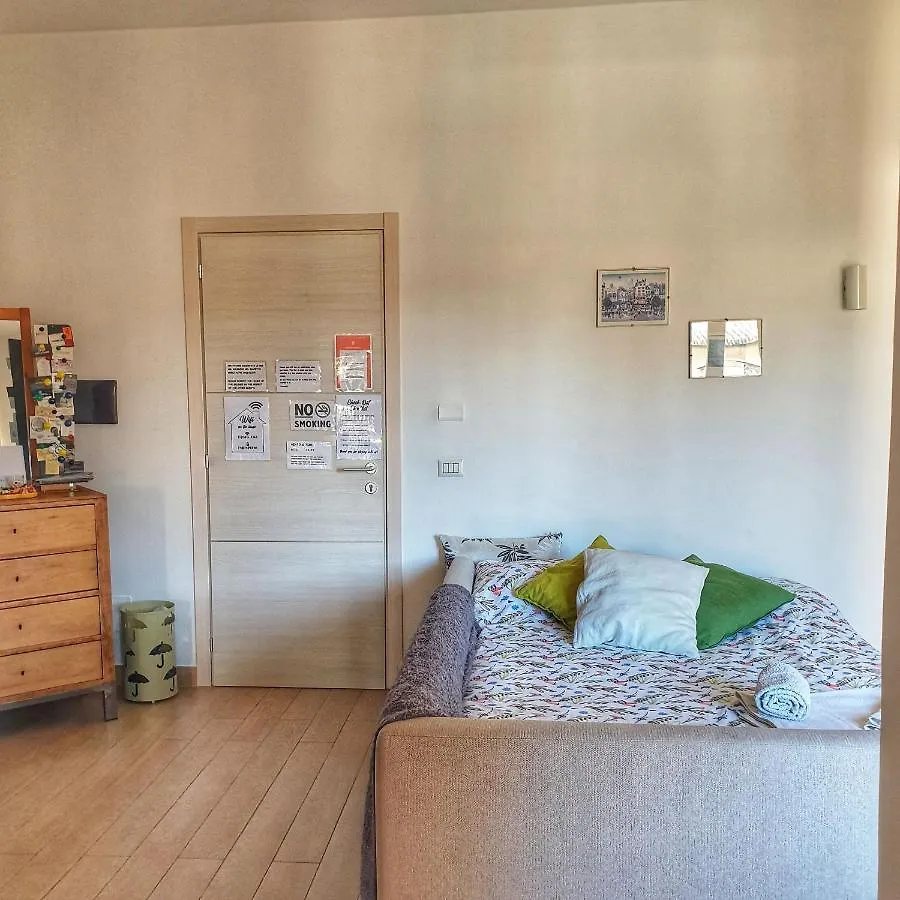 Apartamento Becohouse Roma 0*,